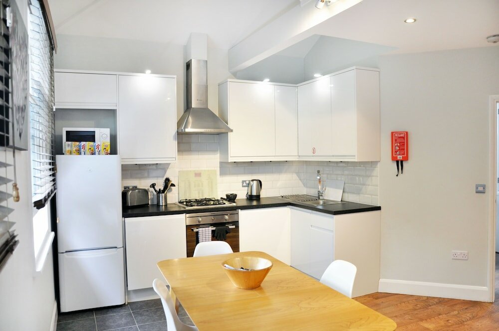 Фото Lamington Apartments - Hammersmith