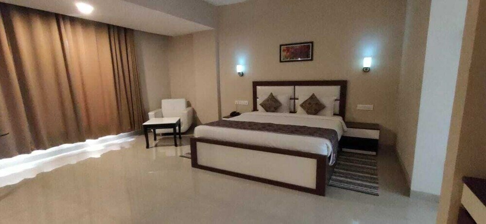 Фото Naman Heights