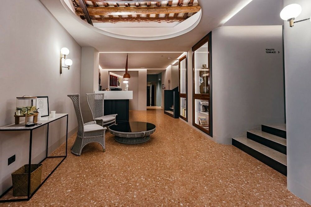 Фото Hotel Priori Secret Garden