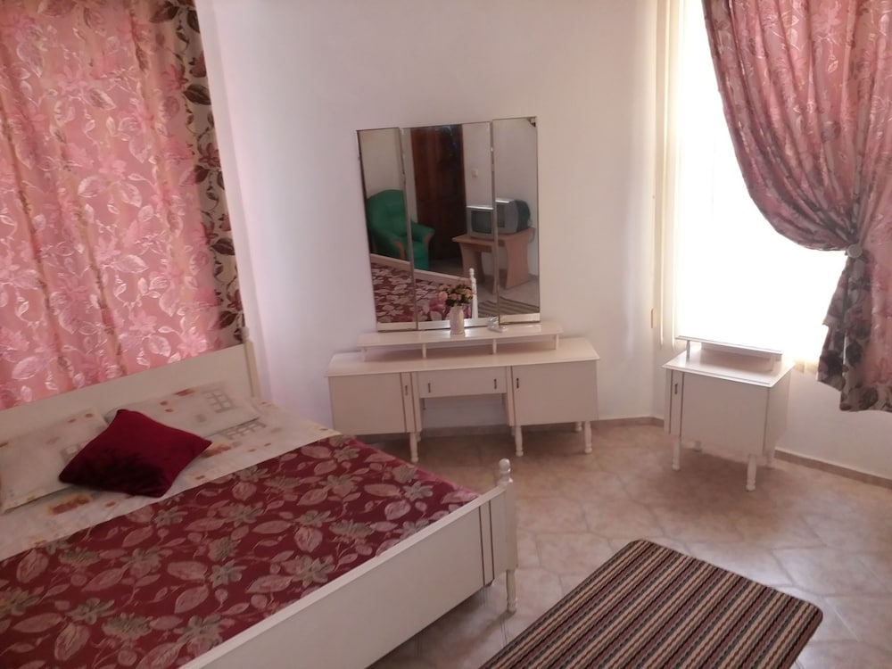 Фото Hotel Crystal