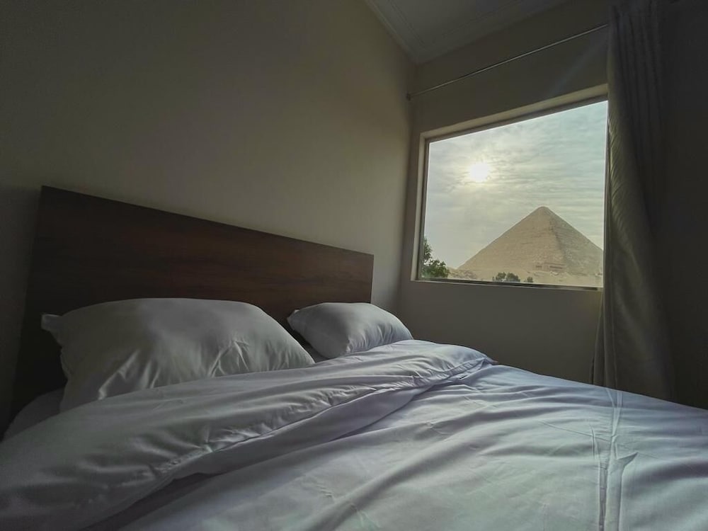 Фото Glamour pyramids hotel