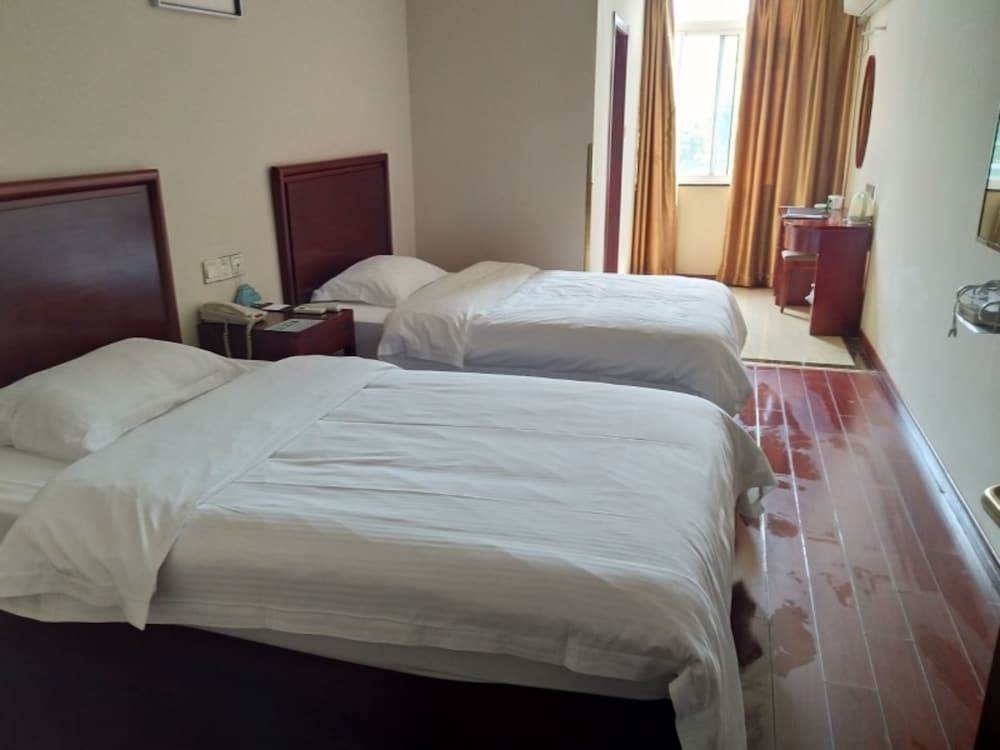 Фото GreenTree Inn NanJing Lukou KongGang General Avenue Express Hotel