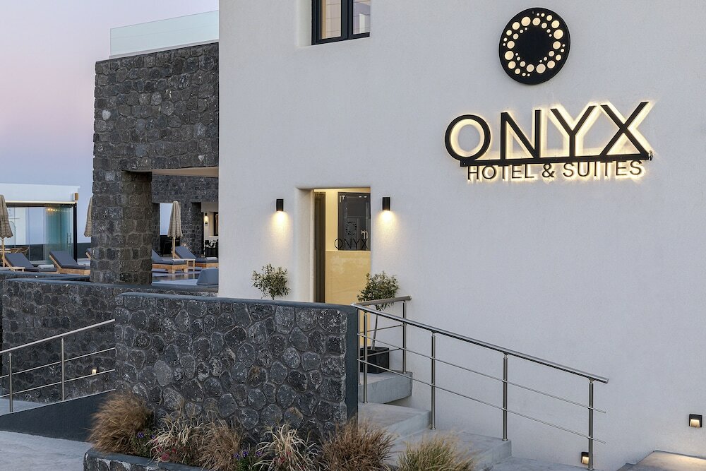 Фото Onyx Hotel & Suites
