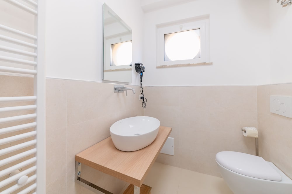 Фото Castalia Apartments & Rooms