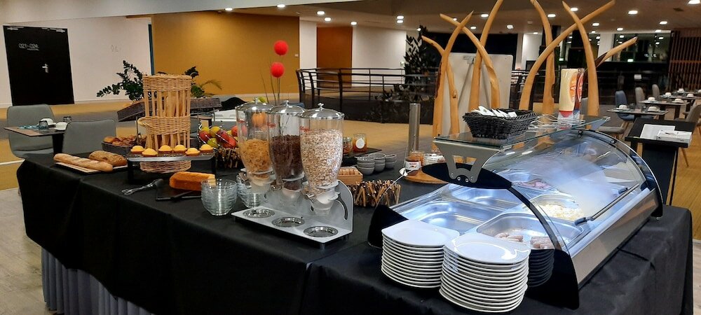 Фото Sure Hotel by Best Western Nantes Beaujoire