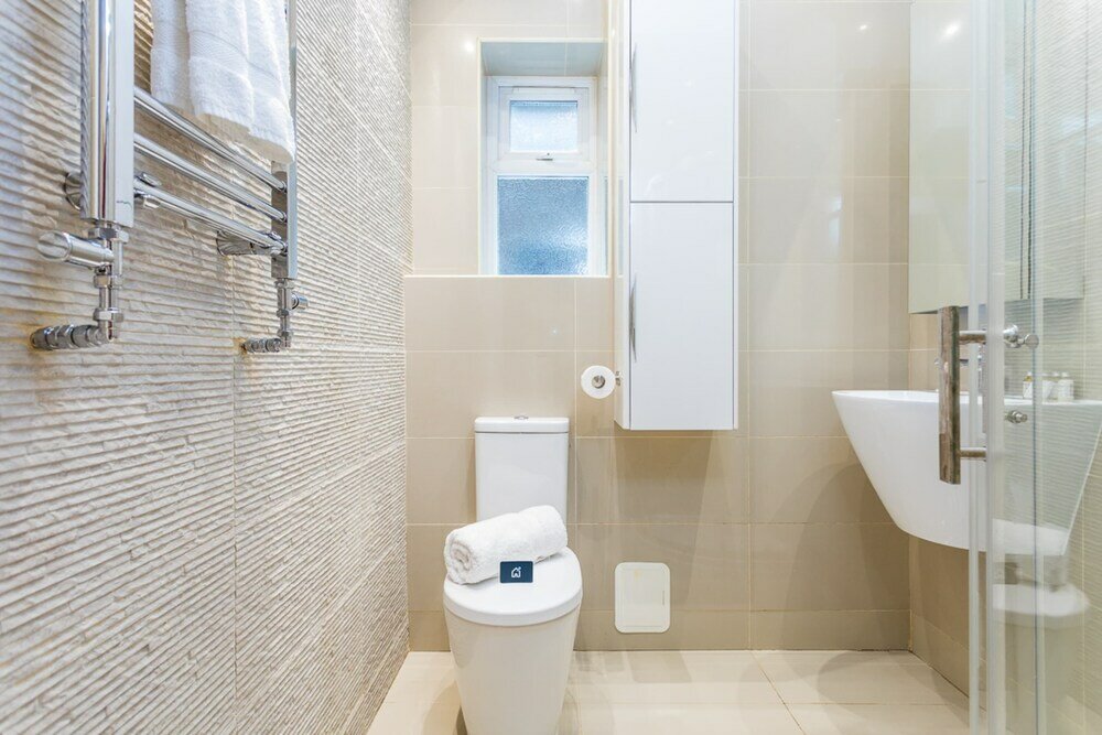 Фото Bright Warwick Chambers Apartment