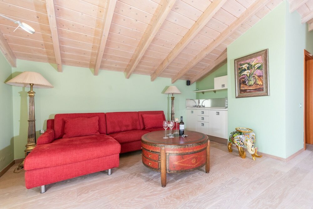 Фото Oneirodromio by White Dream Villas