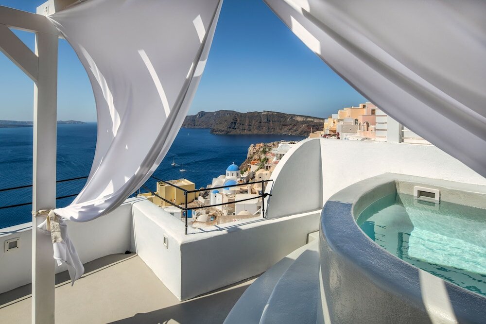Фото Kaleidoscope Oia Suites