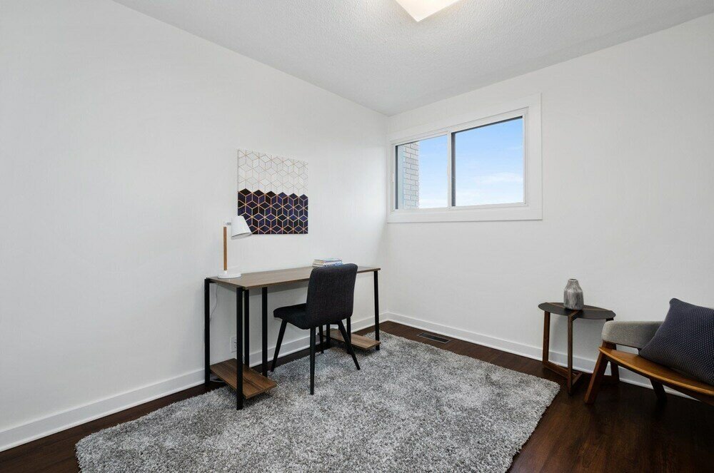 Фото Charming 2br in the Heart of Montréal