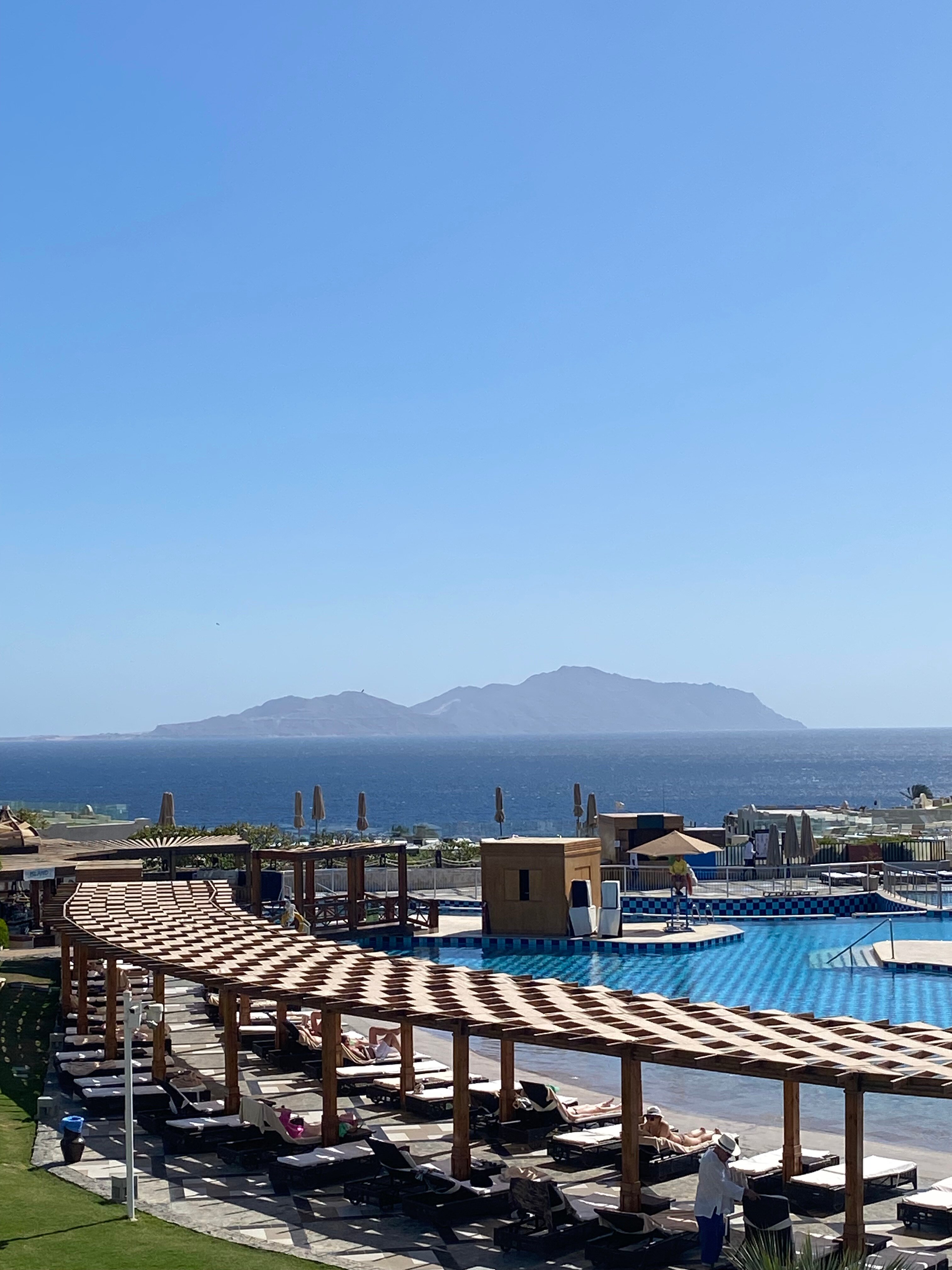 Фото Sunrise Arabian Beach Resort