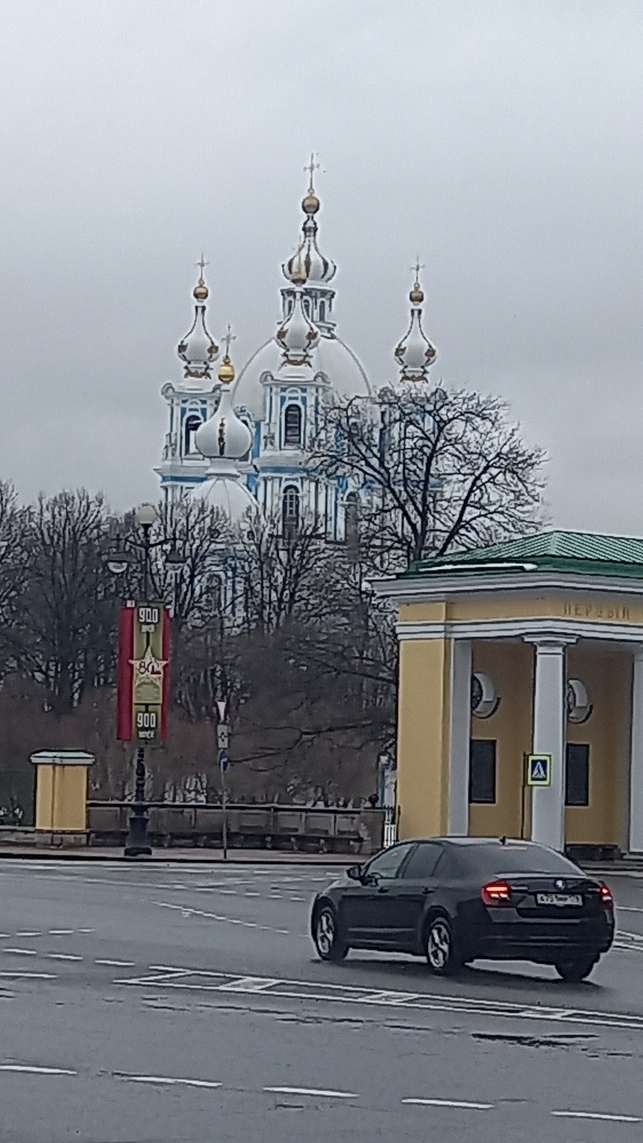 Фото РиверСайд Площадь Восстания