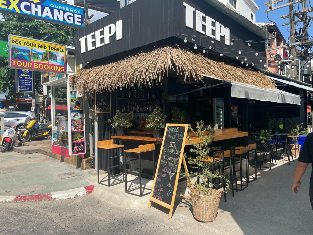 Bar, pub Teepi, Phuket Province, photo
