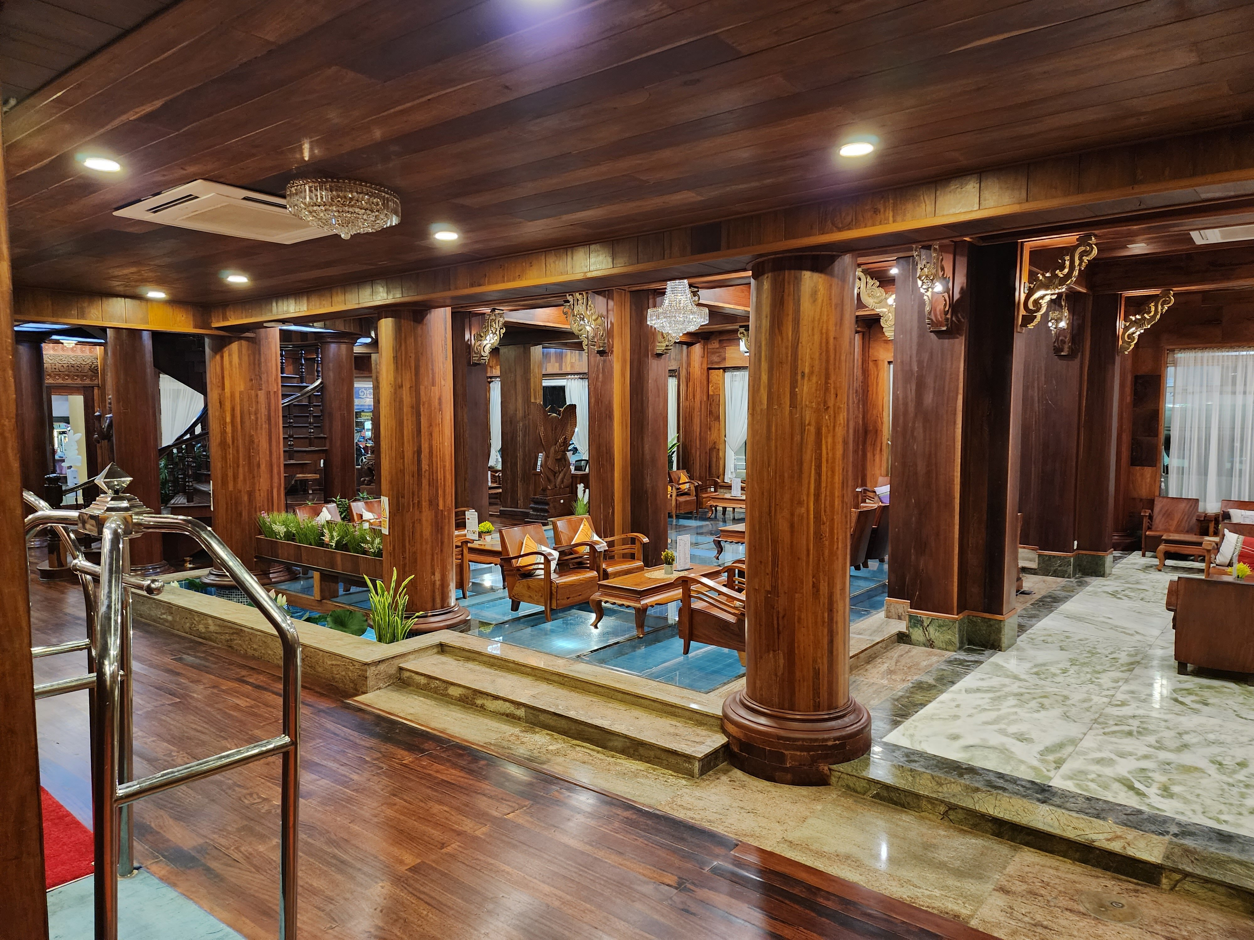 Фото Ta Prohm Hotel