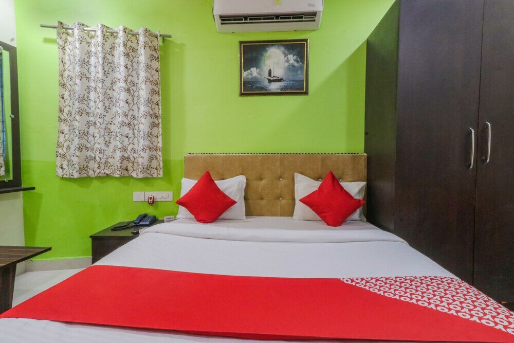 Фото Oyo 47586 J J Residency