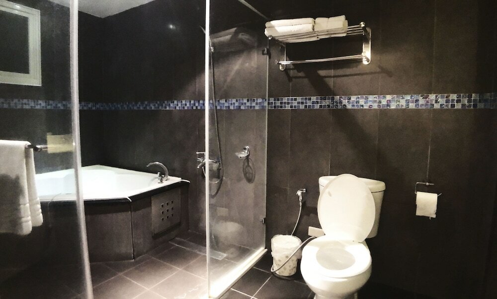 Фото 4 Seasons B&b