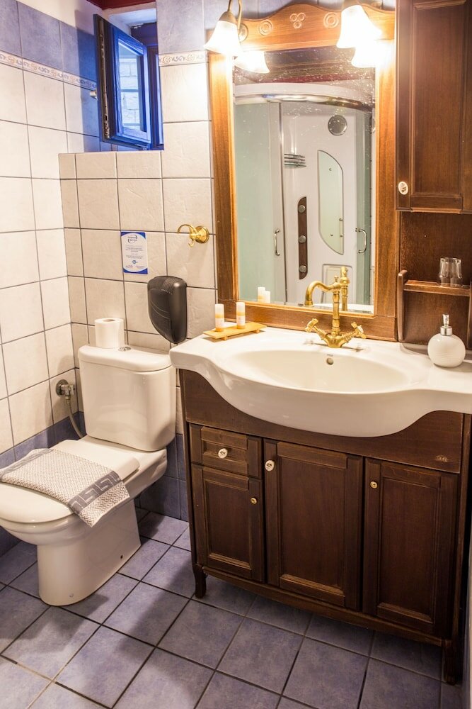 Фото Hotel Arktouros