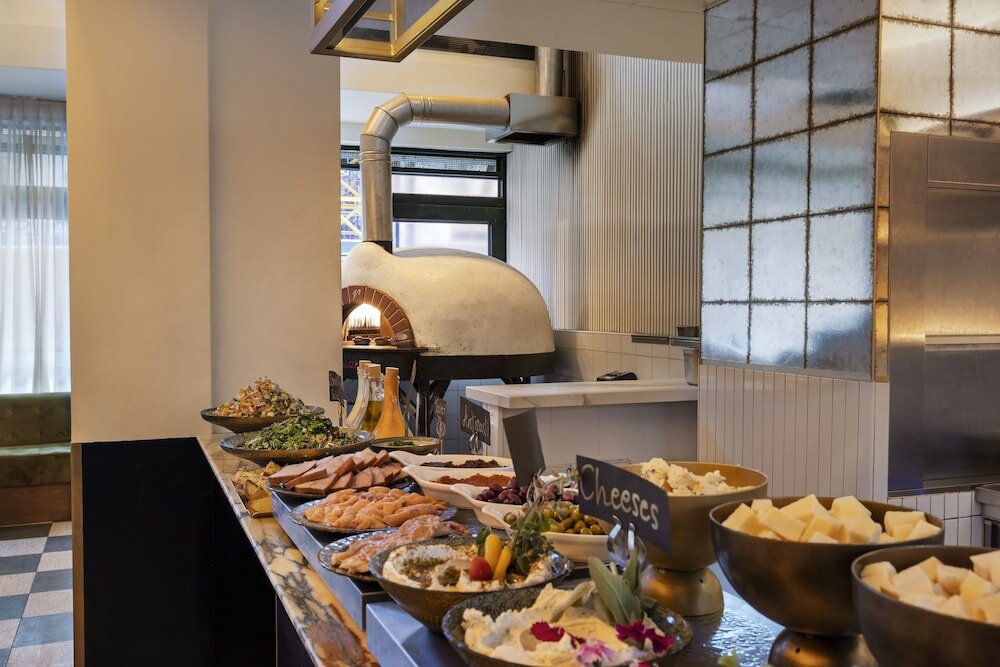 Фото Theodor Brown Rothschild