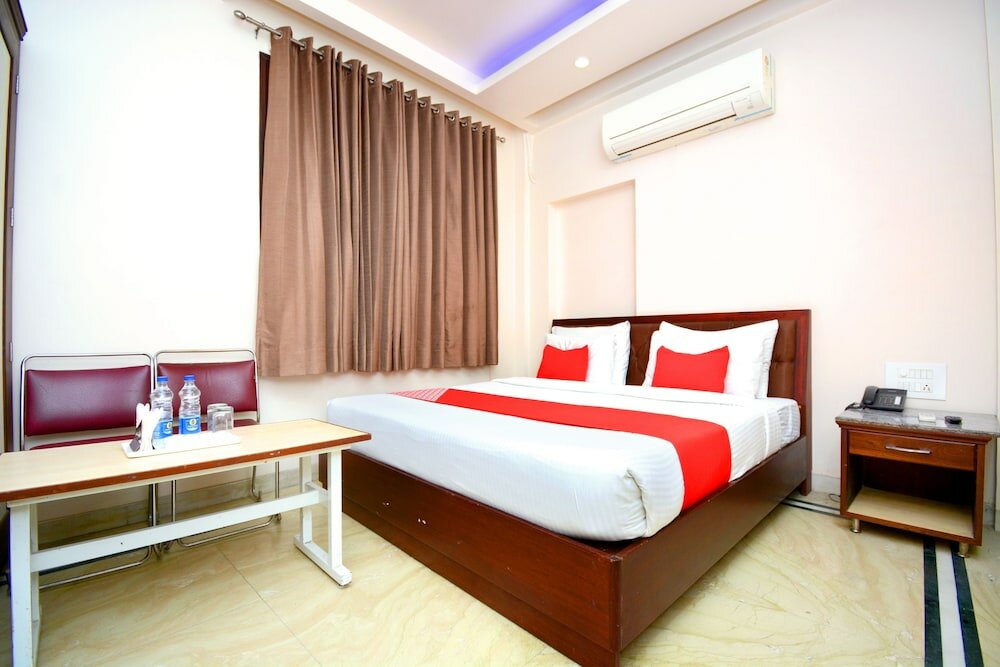 Фото Oyo 8361 Leela Residency