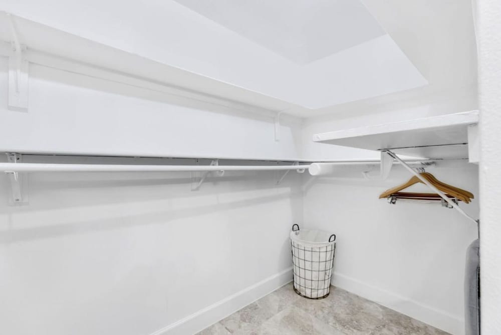 Фото Bayfront Gem With Balcony and Pool