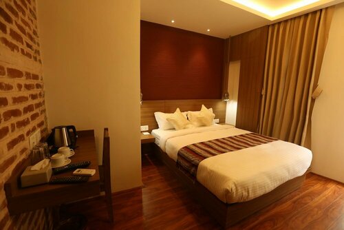 Гостиница Flying Yak Hotel - Hostel в Катманду