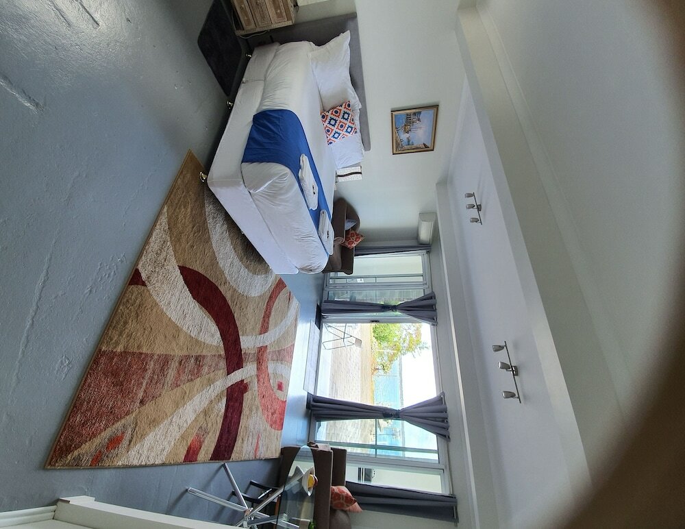 Фото Applebay Guest House