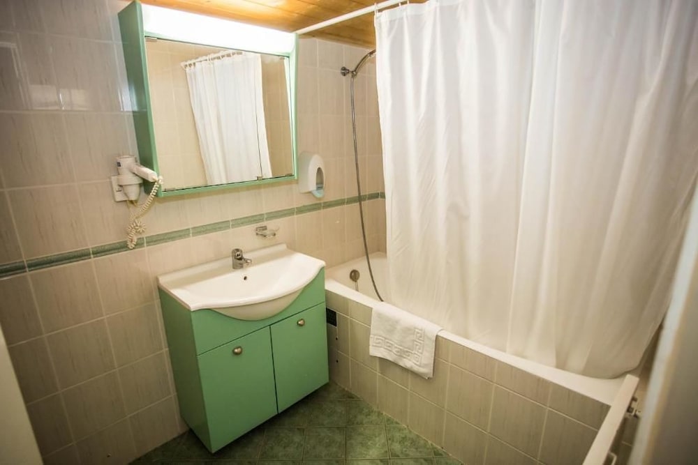 Фото Hotel des Masques