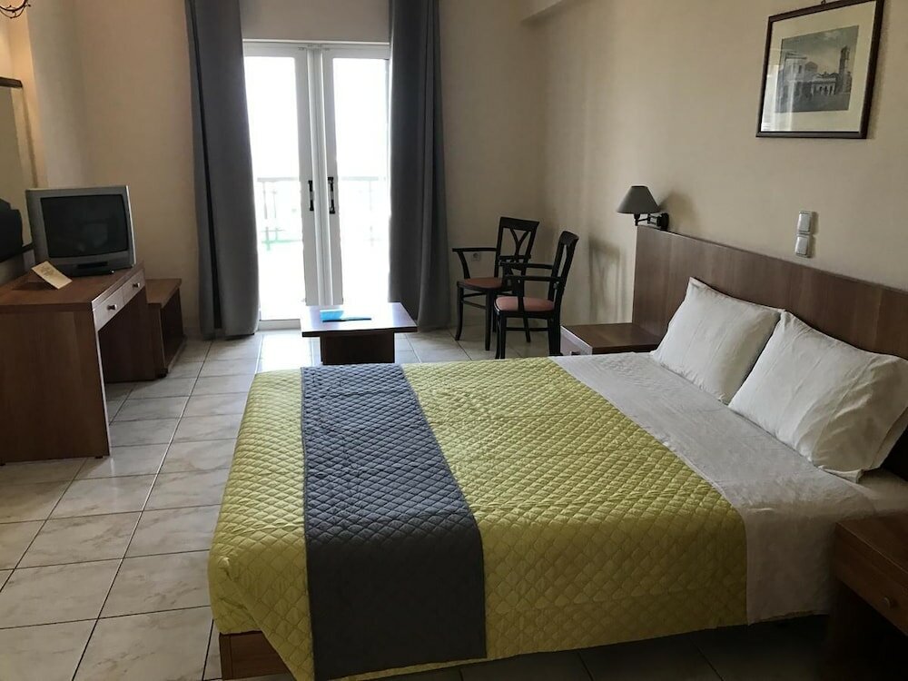 Фото Ariadne Apartments