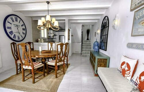 Гостиница Cutest Beach House Estepona