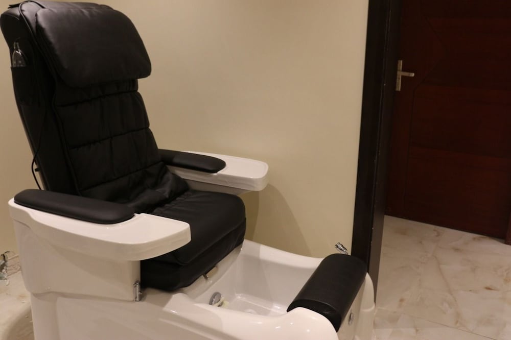 Фото Goldish Hotel