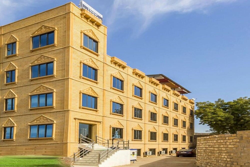 Фото отеля 1