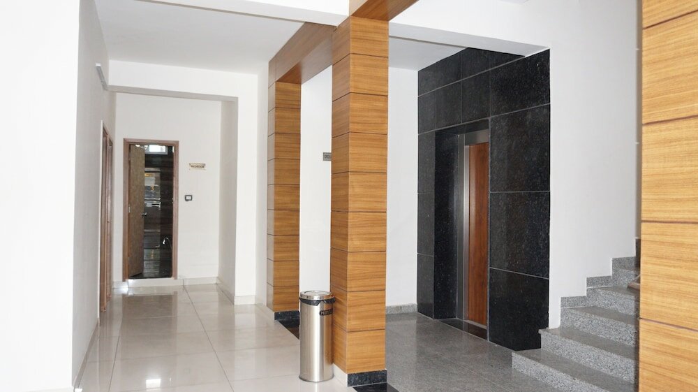 Фото Hotel Aakash Residency