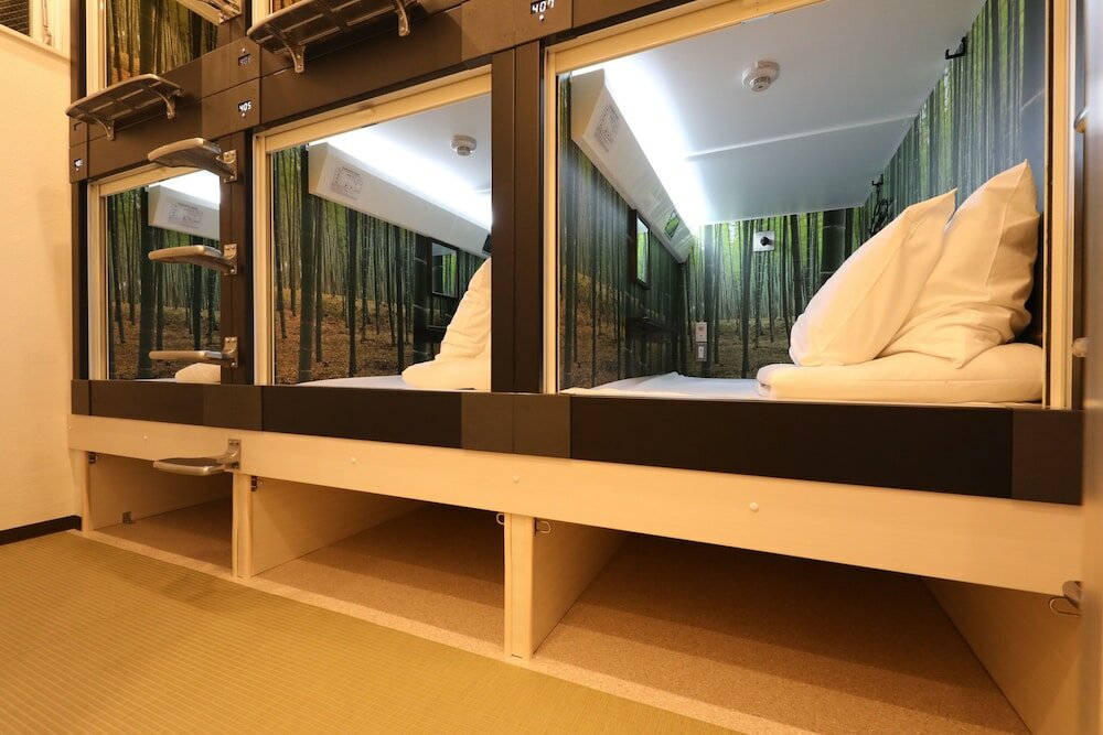 Фото Shibuya Capsule Bamboo Hotel