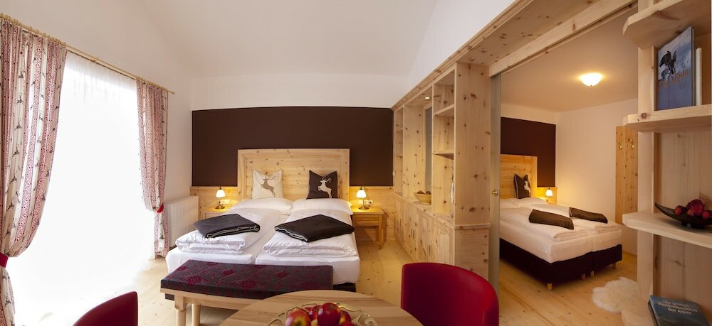 Фото Hotel Krimmlerfälle