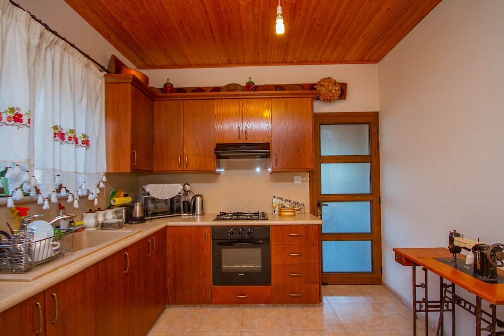 Фото Aethra Cottage