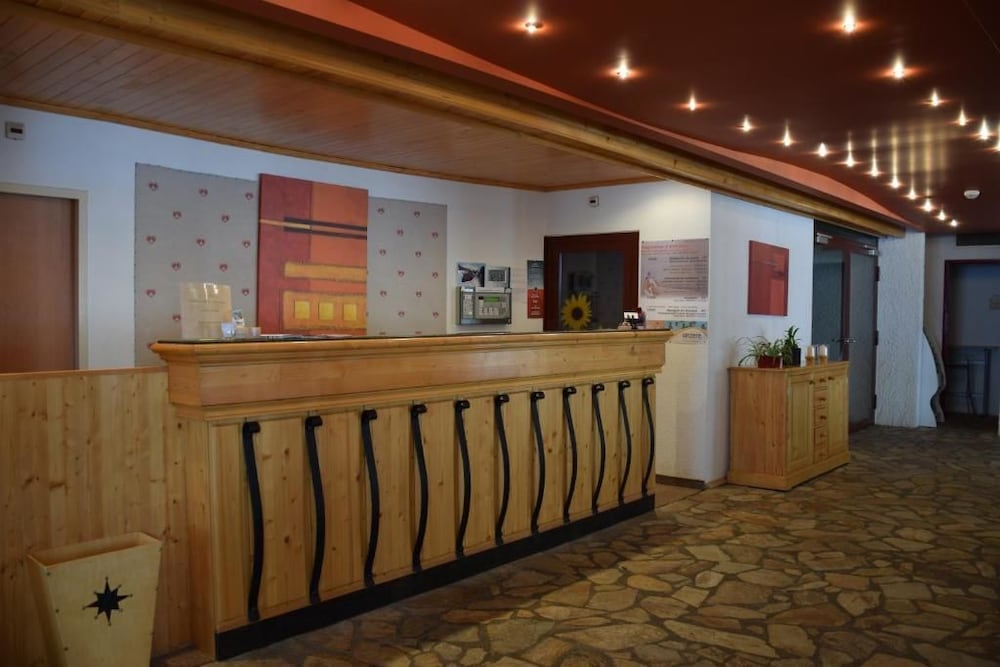 Фото Hotel des Masques