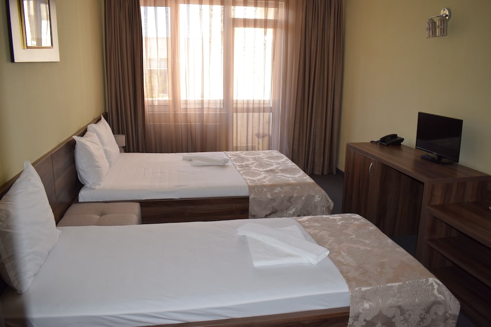 Фото Balneo Hotel Roza