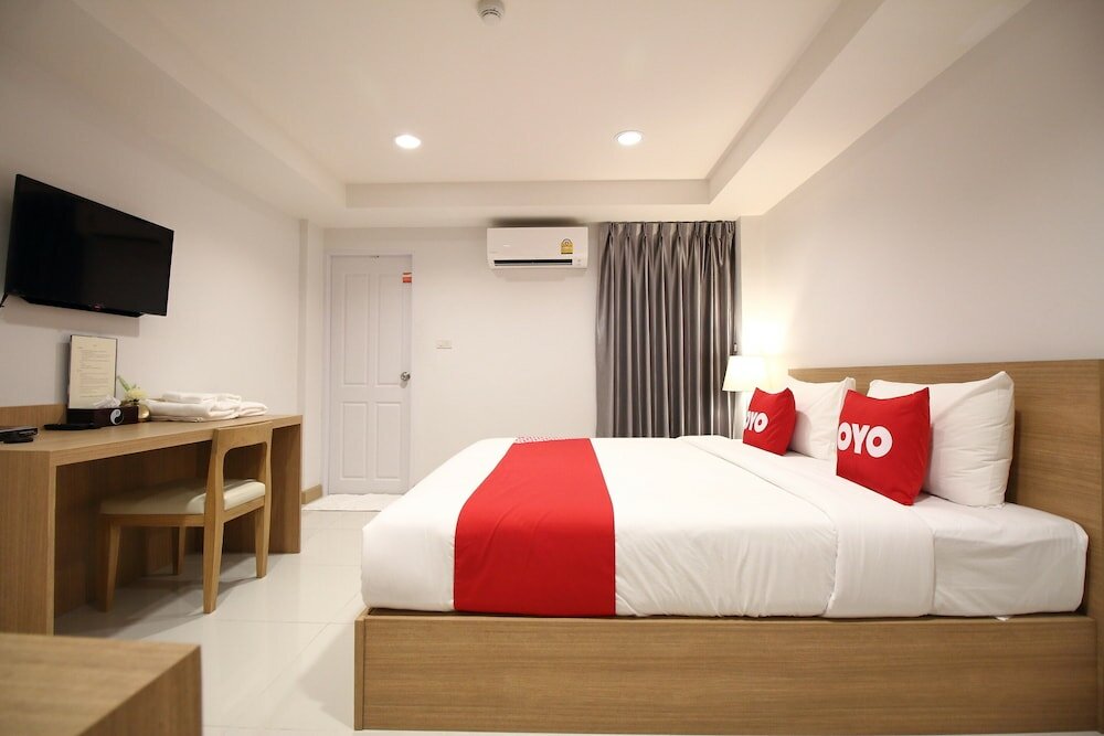 Фото Super Oyo 483 Pannee Hotel Khaosan