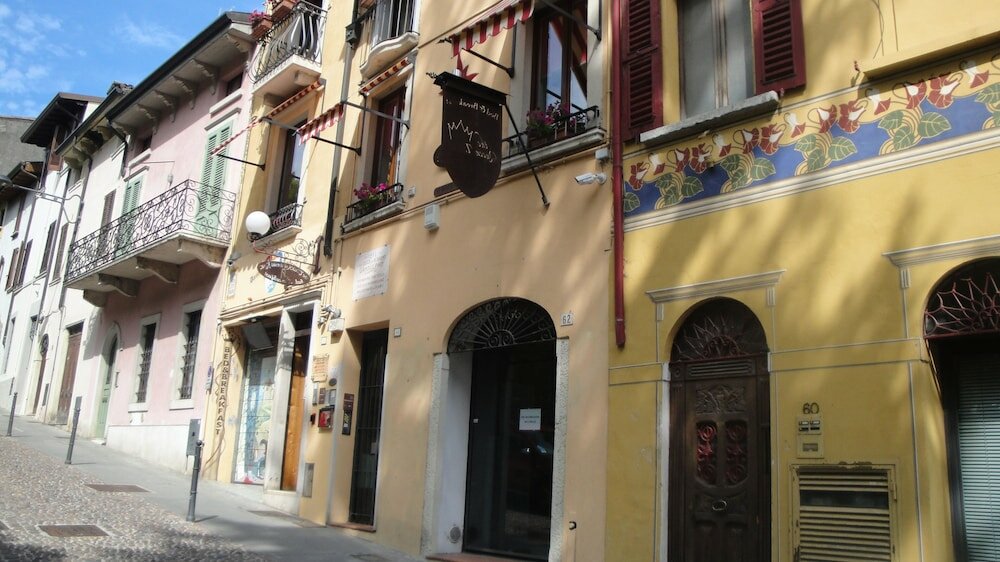 Фото The Queen Tower