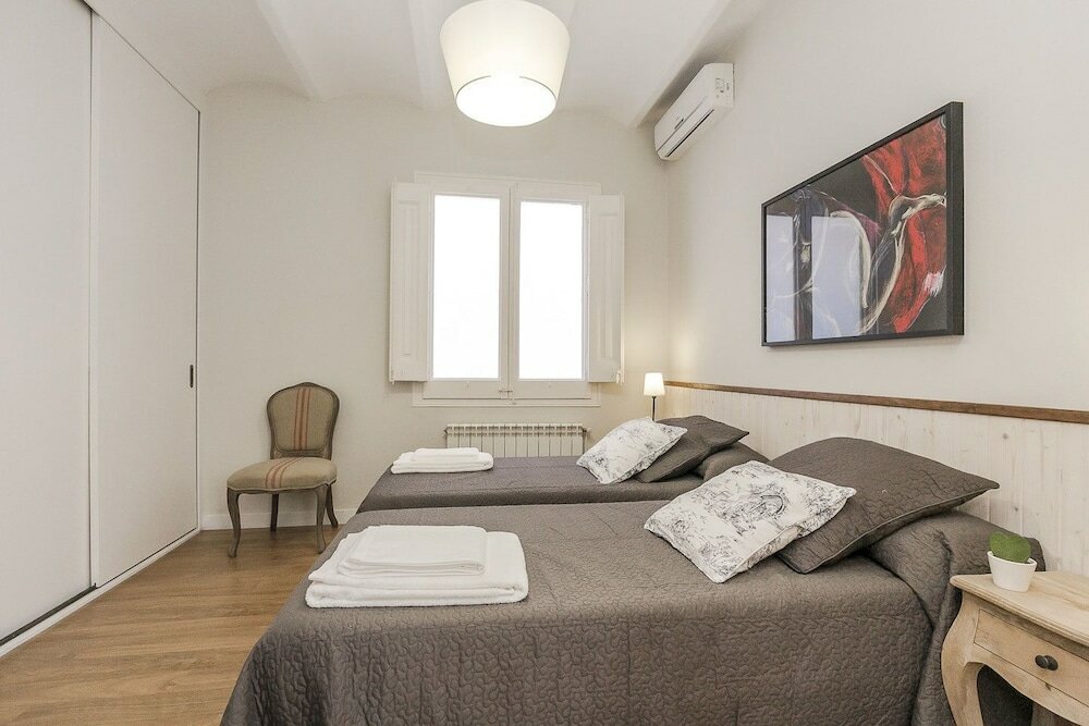 Фото Bcn Pau Claris Rocamora Apartments