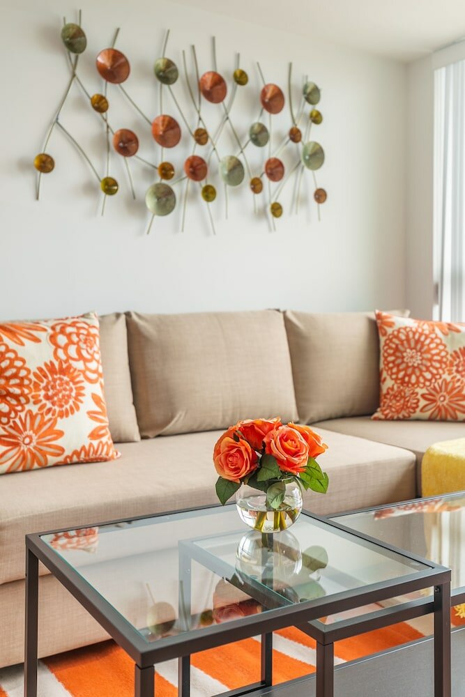 Фото Simply Comfort Stunning Downtown Condos