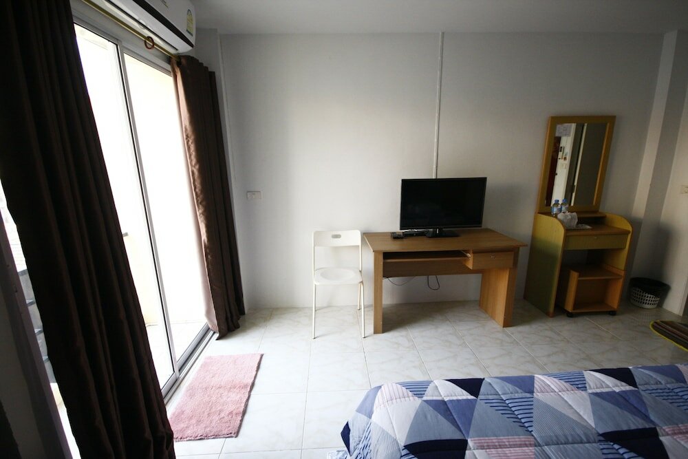 Фото Happy House Bangsaen