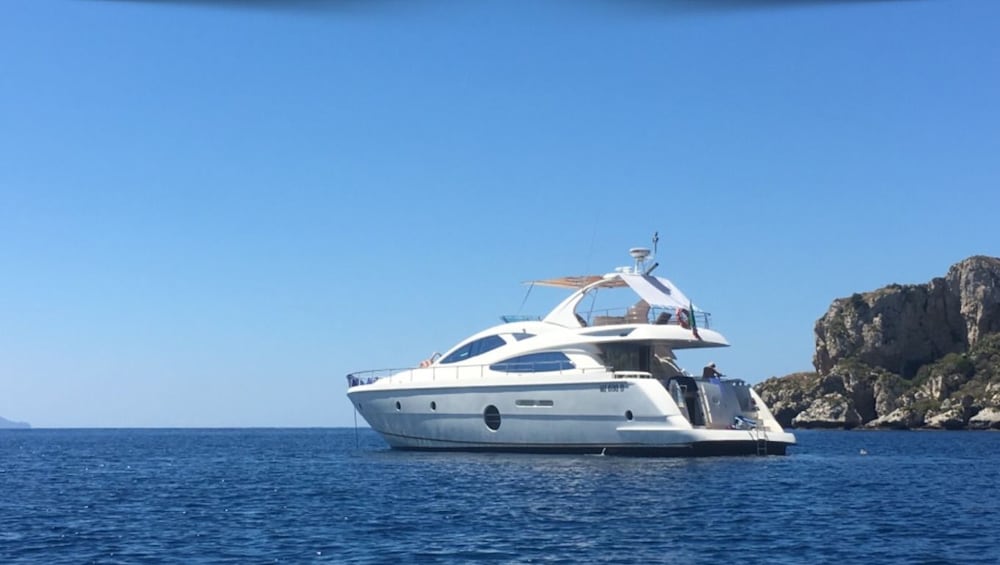 Фото Italy Luxury Yacht Charter
