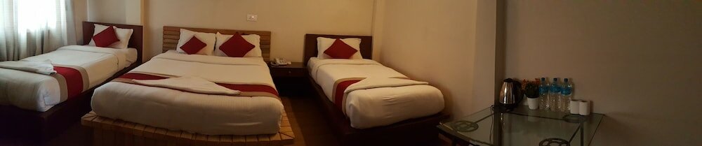 Фото Hotel The Doors