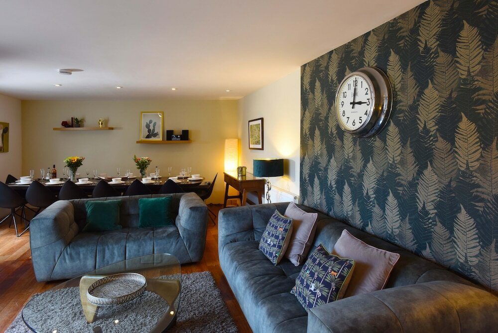 Фото Cedar House at The Old Fire Station