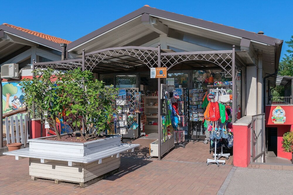 Фото Weekend Glamping Resort