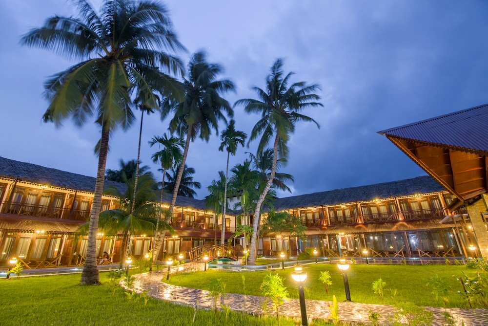 Фото Summer Sands Beach Resort