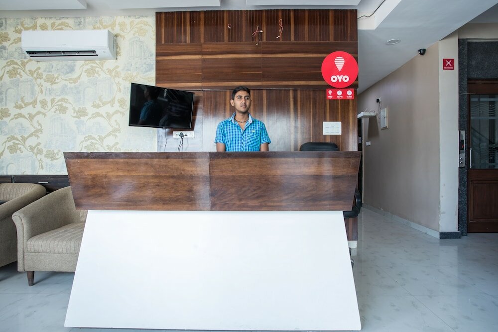 Фото Oyo 5253 Hotel Orange Lily