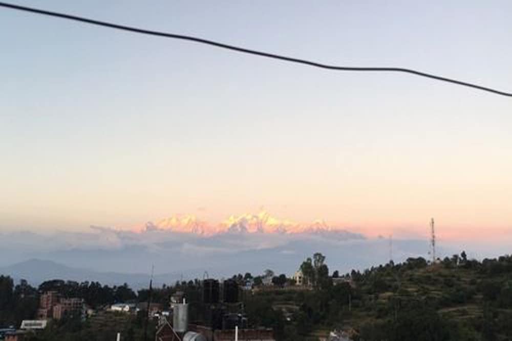 Фото Shrestha Hotel