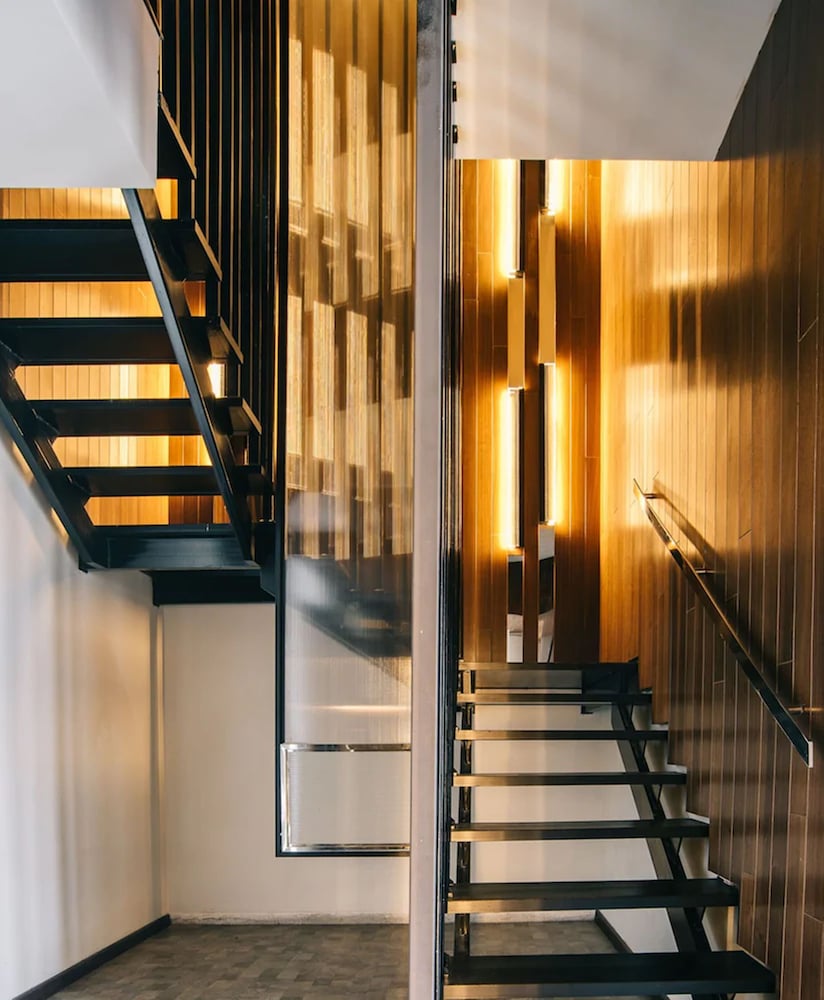 Фото Expressionz Professional Suites by MyKey Global