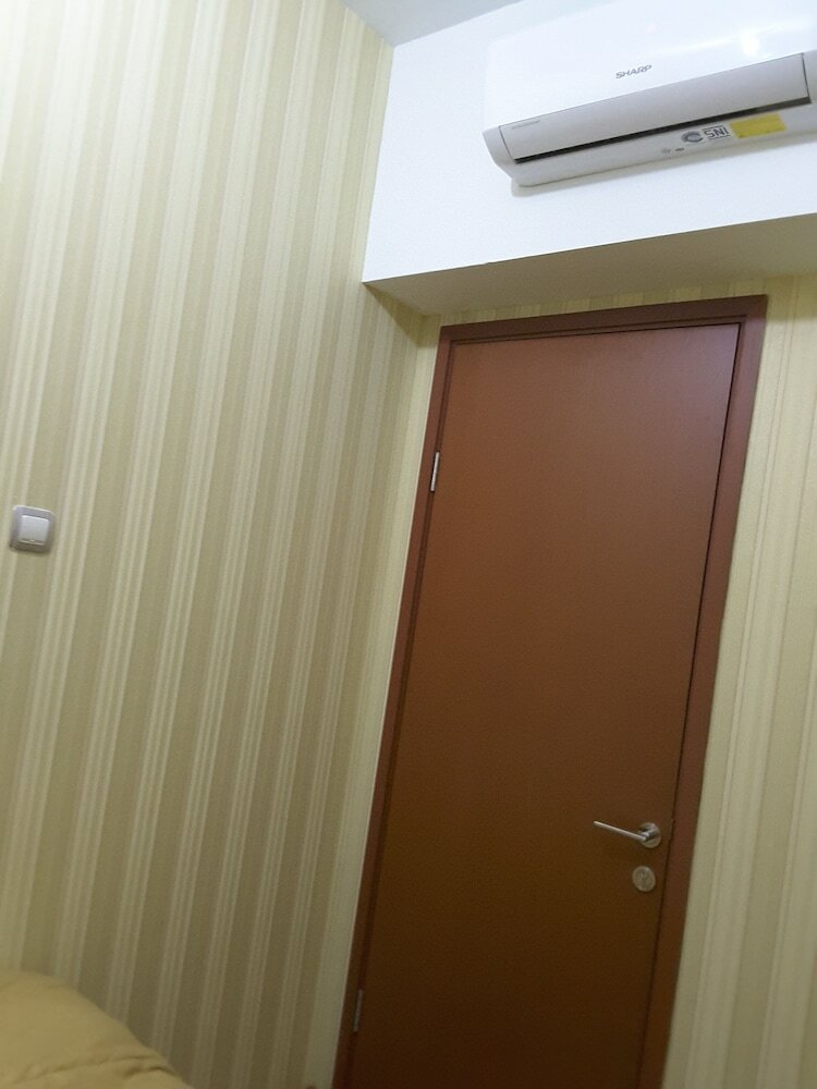 Фото Green Lake View Luxury Apartment by Indah